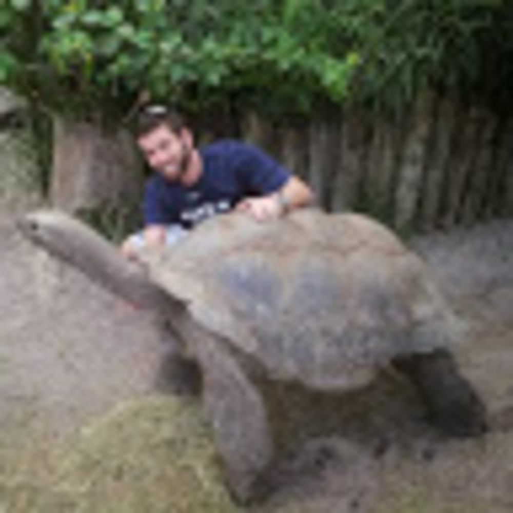 Meet your Posher, Chris